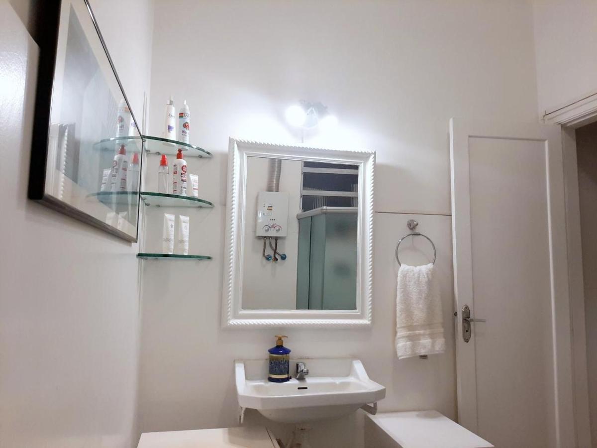 Linda Leblon Homestay - 3 Min To The Beach Рио де Жанейро Екстериор снимка