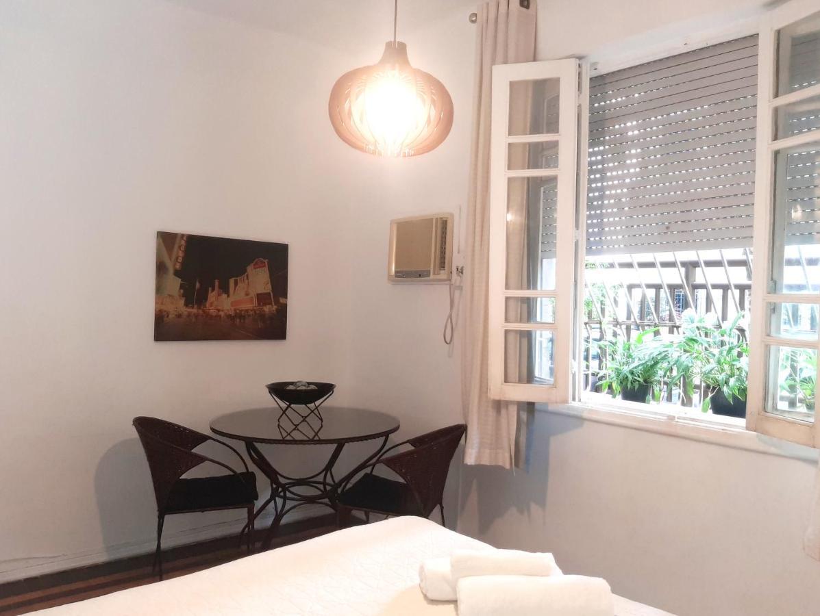 Linda Leblon Homestay - 3 Min To The Beach Рио де Жанейро Екстериор снимка